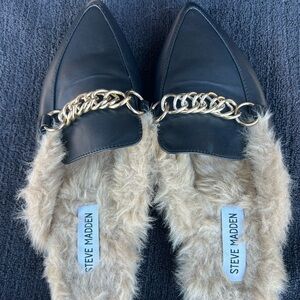Steve Madden Black Fur-Lined Loafers size 6